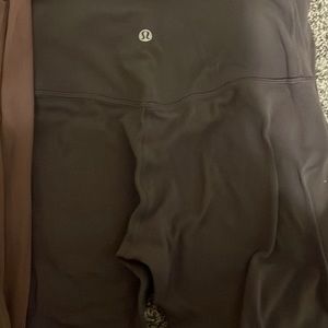 Plum Lululemon align leggings 28’